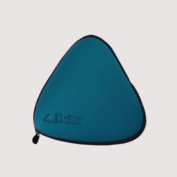 Delta Airlines Triangular Travel Amenity Kit Green Bag Zipper Closure - Picture 1 of 3